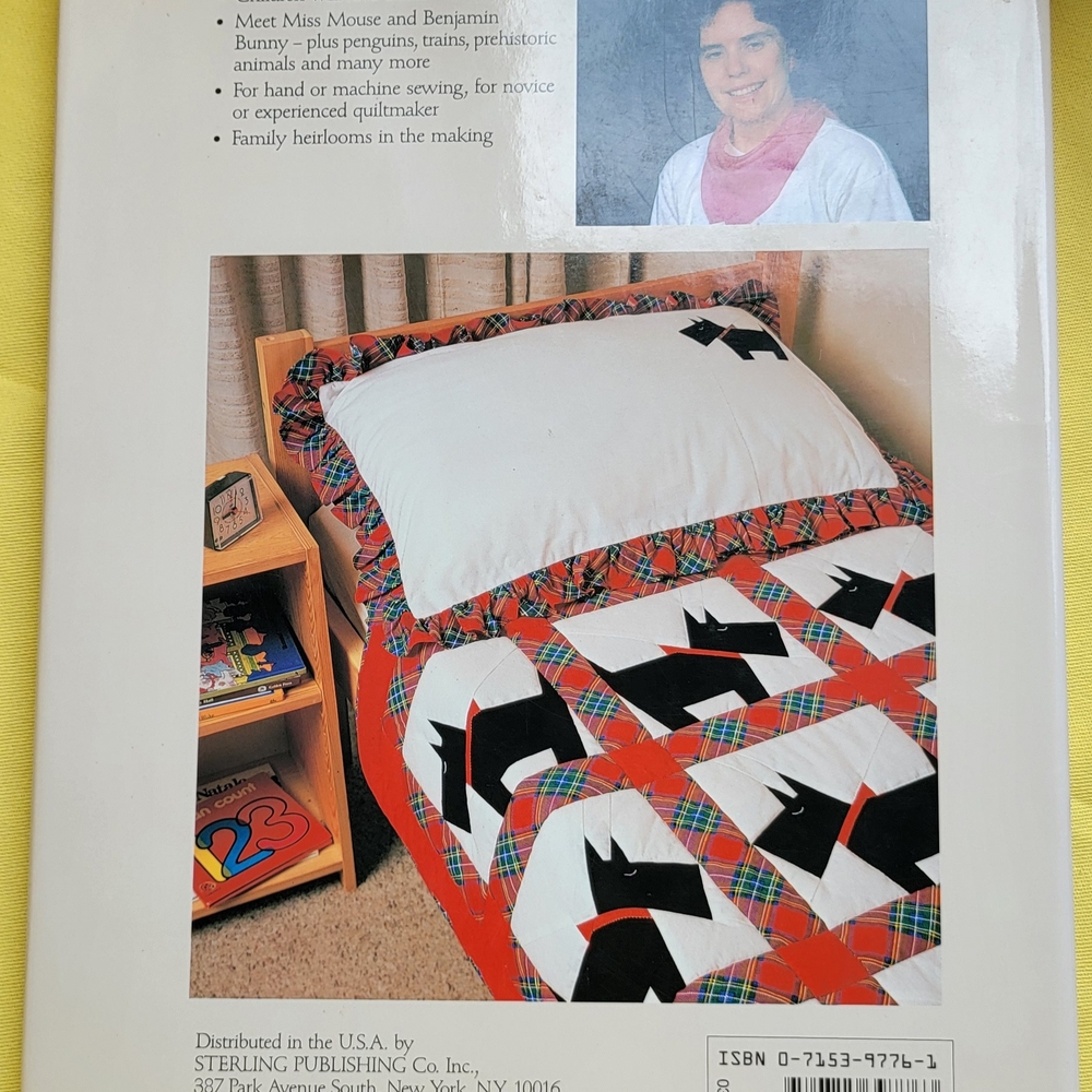 Alphabet Quilt Pattern Book - Picture 2 of 6